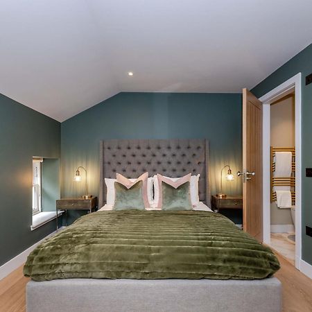 Dragon Suites - City Centre 2 Bed Luxury Mews House Edimburgo Exterior foto