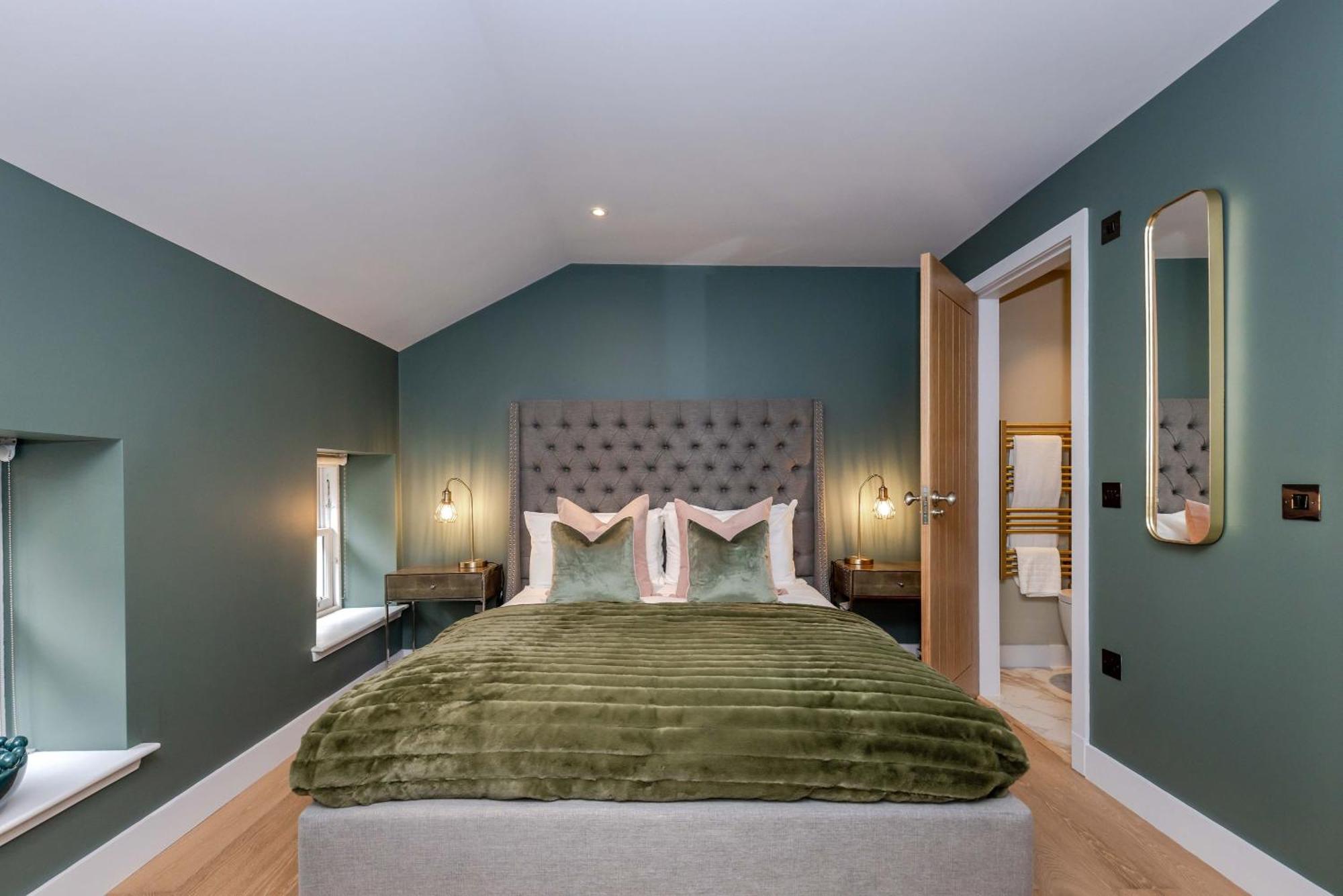 Dragon Suites - City Centre 2 Bed Luxury Mews House Edimburgo Exterior foto